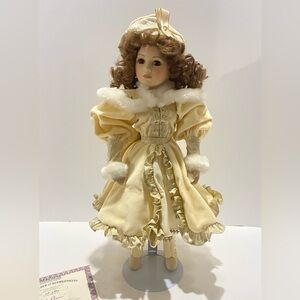 Vintage Franklin Heirloom Doll "Lilly Anne" w/Box & COA  #SD2692